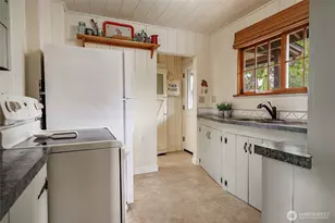 4803 Cedar Ln, Blaine, WA 98230 - Photo 16