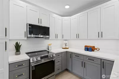 14608 Corliss Avenue N #C, Shoreline, WA 98133 - Photo 14