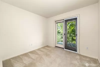 2540 118th Avenue SE #202, Bellevue, WA 98005 - Photo 12