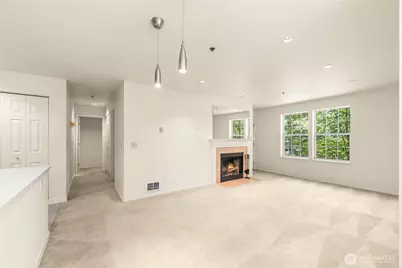 2540 118th Avenue SE #202, Bellevue, WA 98005 - Photo 8