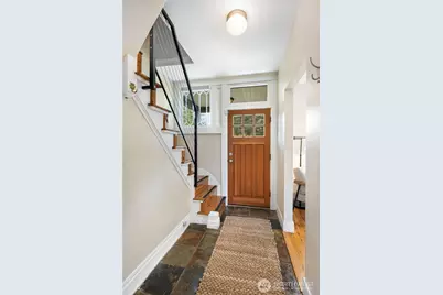 1606 22nd Avenue, Seattle, WA 98122 - Photo 4