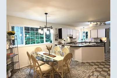 7215 NE Dolphin Drive, Bainbridge Island, WA 98110 - Photo 12
