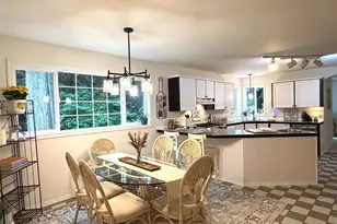 7215 NE Dolphin Dr, Bainbridge Island, WA 98110 - Photo 12