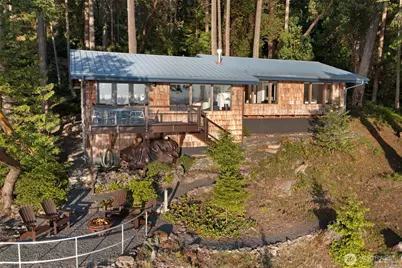 449 Madrona Drive, Friday Harbor, WA 98250 - Photo 2