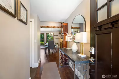1905 216th Avenue SE, Sammamish, WA 98075 - Photo 2