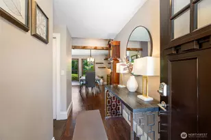 1905 216th Ave SE, Sammamish, WA 98075 - Photo 2