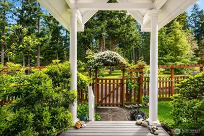 5427 Bayview Road, Langley, WA 98260 - Photo 2
