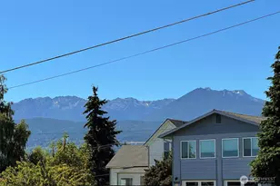 1027 W 9th St, Port Angeles, WA 98363 - Photo 2