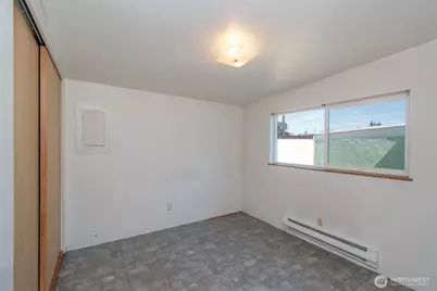 1027 W 9th Street, Port Angeles, WA 98363 - Photo 10