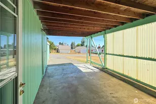 1027 W 9th St, Port Angeles, WA 98363 - Photo 18