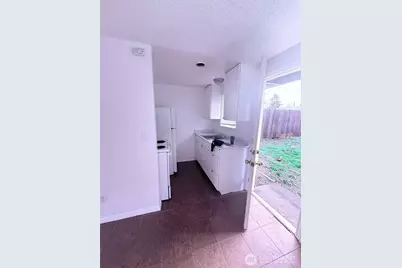 16421644 120th Street S, Tacoma, WA 98444 - Photo 4