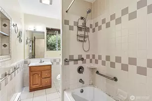 3739 Columbia Heights Rd, Longview, WA 98632 - Photo 16