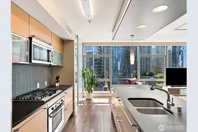 820 Blanchard Street #1007, Seattle, WA 98121 - Photo 10