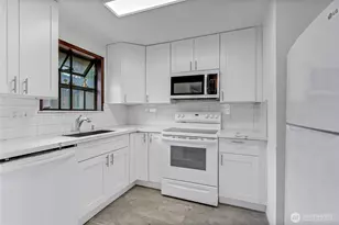 1318 S 82nd St, Tacoma, WA 98408 - Photo 6