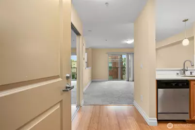 960 Harris Avenue #605, Bellingham, WA 98225 - Photo 14