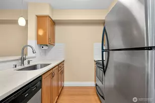 960 Harris Ave, Bellingham, WA 98225 - Photo 8
