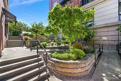 960 Harris Avenue #605, Bellingham, WA 98225 - Photo 18