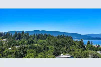 960 Harris Avenue #605, Bellingham, WA 98225 - Photo 4