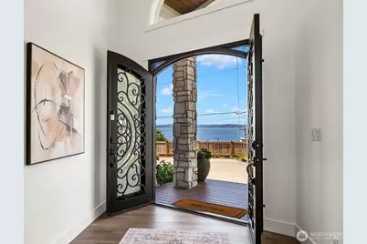28104 10th Avenue S, Des Moines, WA 98198 - Photo 4