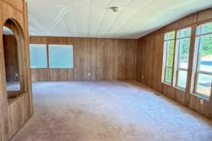 611 Cedar Dr, Port Hadlock-Irondale, WA 98339 - Photo 2