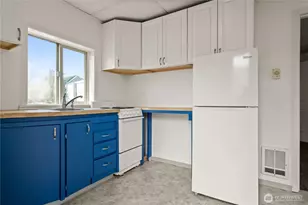 349 H St, Blaine, WA 98230 - Photo 16