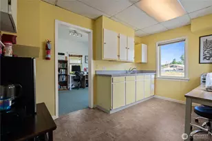 349 H St, Blaine, WA 98230 - Photo 8