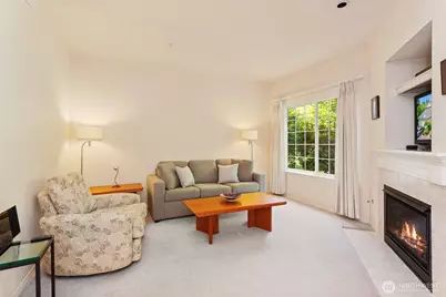 12109 NE 171st Place #B102, Bothell, WA 98011 - Photo 6