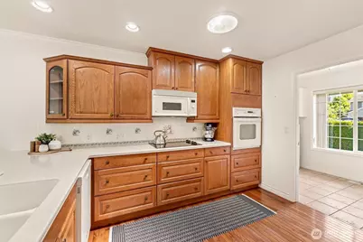 8709 8th Street SE, Lake Stevens, WA 98258 - Photo 16