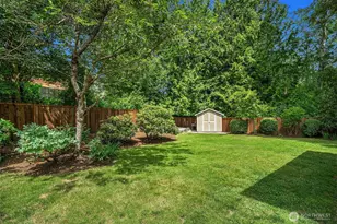 1815 Field Ave NE, Renton, WA 98059 - Photo 28