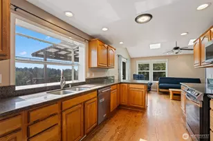 35211 NE 127th Ave, La Center, WA 98629 - Photo 6