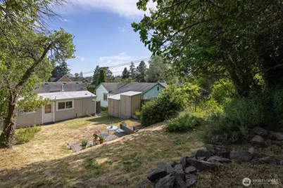 1715 Mill Ave, Bellingham, WA 98225 - Photo 30