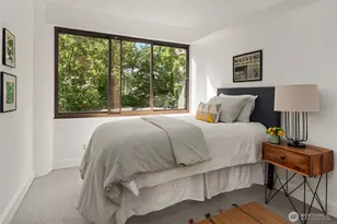 1120 Spring St, Seattle, WA 98104 - Photo 18