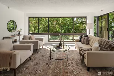 1120 Spring Street #504, Seattle, WA 98104 - Photo 4