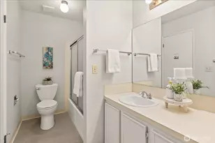 9916 NE 116th St, Kirkland, WA 98034 - Photo 20