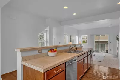201 127th Street SE #A, Everett, WA 98208 - Photo 4