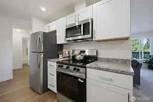 7064 35th Ave NE, Seattle, WA 98115 - Photo 10