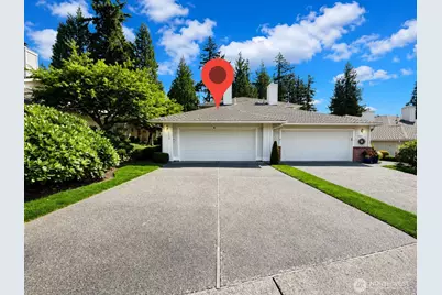2009 Mill Pointe Drive SE, Bothell, WA 98012 - Photo 2