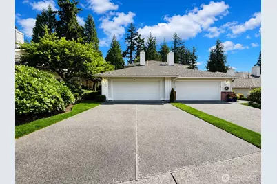 2009 Mill Pointe Drive SE, Mill Creek, WA 98012 - Photo 1