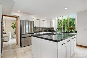 15609 92nd Ct NE, Bothell, WA 98011 - Photo 8