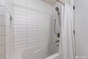 16816 SE Lake Moneysmith Rd, Auburn, WA 98092 - Photo 28