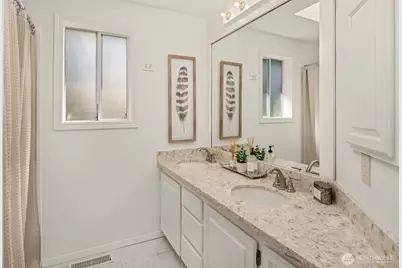 4230 205th Place NE, Sammamish, WA 98074 - Photo 14