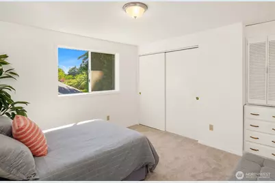 4230 205th Place NE, Sammamish, WA 98074 - Photo 16