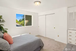 4230 205th Pl NE, Sammamish, WA 98074 - Photo 16