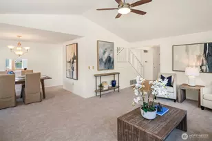 4230 205th Pl NE, Sammamish, WA 98074 - Photo 4