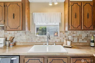 1031 SE Scenic View Dr, College Place, WA 99324 - Photo 8