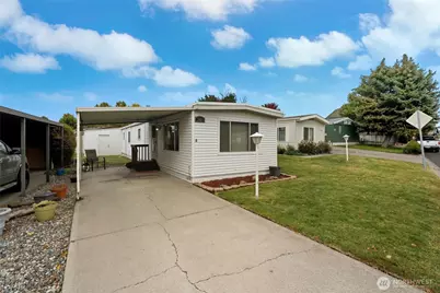1031 SE Scenic View Drive, College Place, WA 99324 - Photo 1