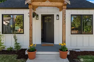 1223 Marion St NE, Olympia, WA 98506 - Photo 2
