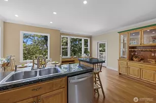 2680 139th Ave SE, Bellevue, WA 98005 - Photo 10