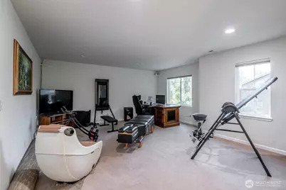 18930 179th Place SE, Renton, WA 98058 - Photo 16