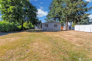 970 Johns Rd E, Tacoma, WA 98445 - Photo 22